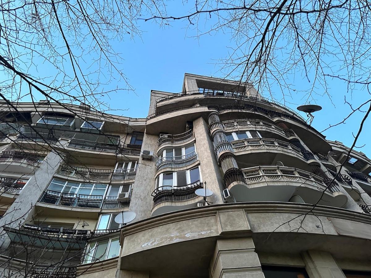 Unirii Lake Tribunal 布加勒斯特 外观 照片