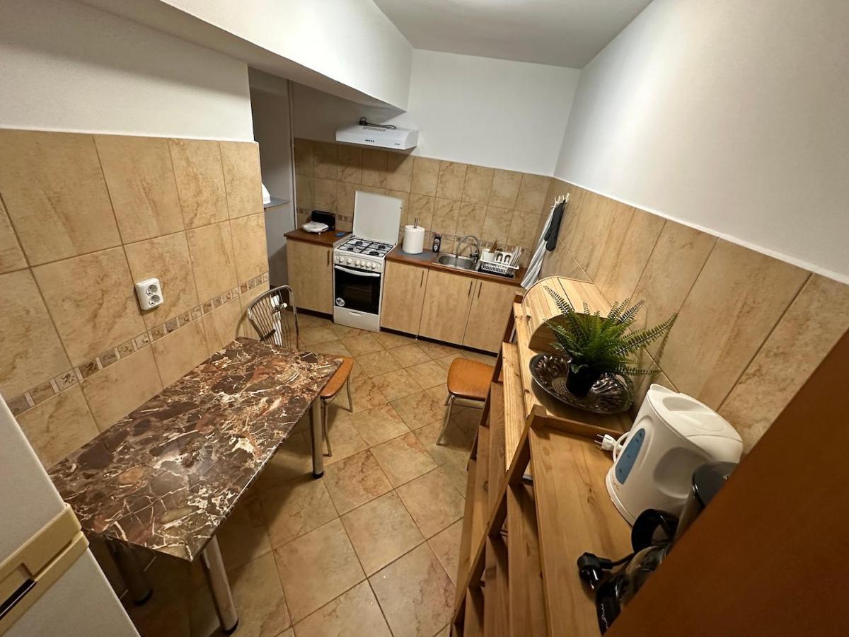 Unirii Lake Tribunal 布加勒斯特 外观 照片